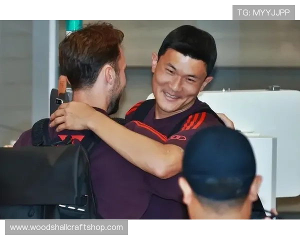 金玟哉韩国队长交接