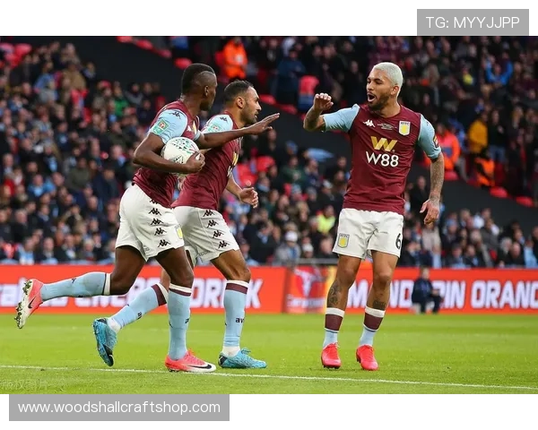 奥斯梅恩单赛季25+进球的高产输出解析