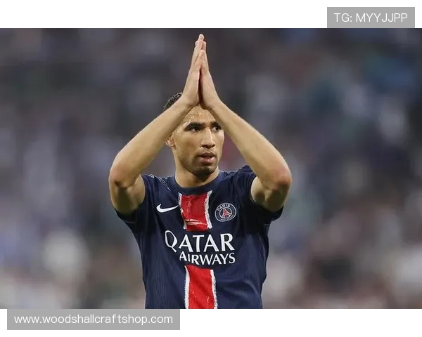 阿什拉夫:四后卫体系中的高速前插角色解析 阿什拉夫:四后卫体系中的高速前插角色解析