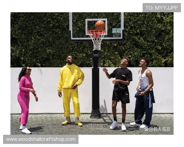 勒布朗家门口那个豪车车库，普通人一辈子看不到啊你说这是什么生活玩意儿