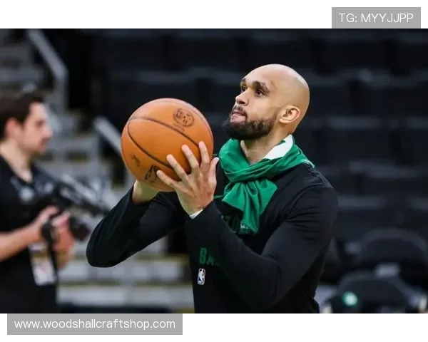 德里克·怀特利用挡拆创造机会提升得分效率明显拉开与同位置对手差距